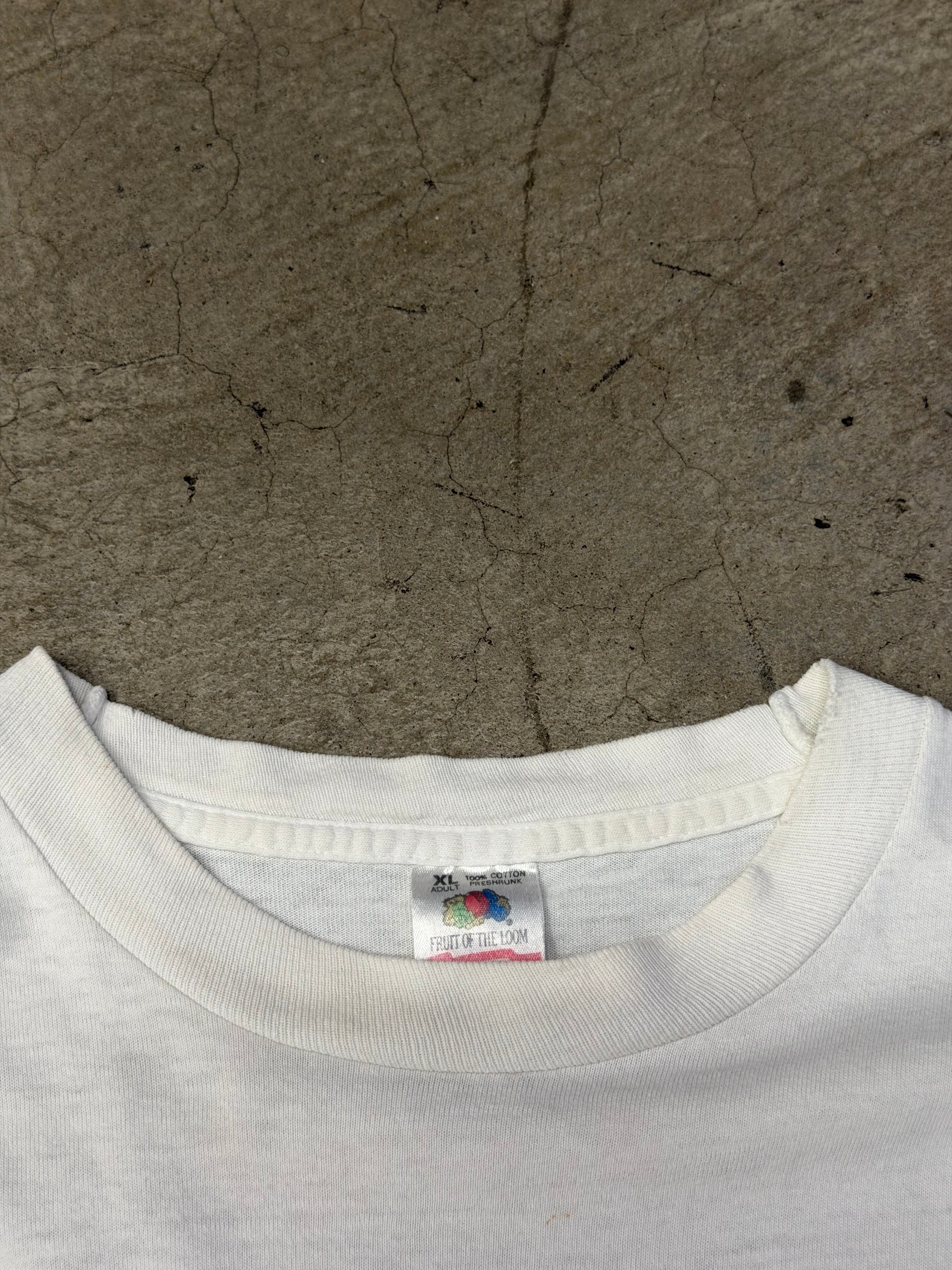 Vintage 90s Oriental Trading Company Tee Size XL