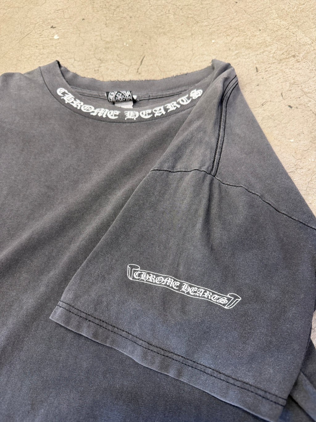 Vintage 90s Chrome Hearts Vine Dagger Scroll Tshirt Size Large