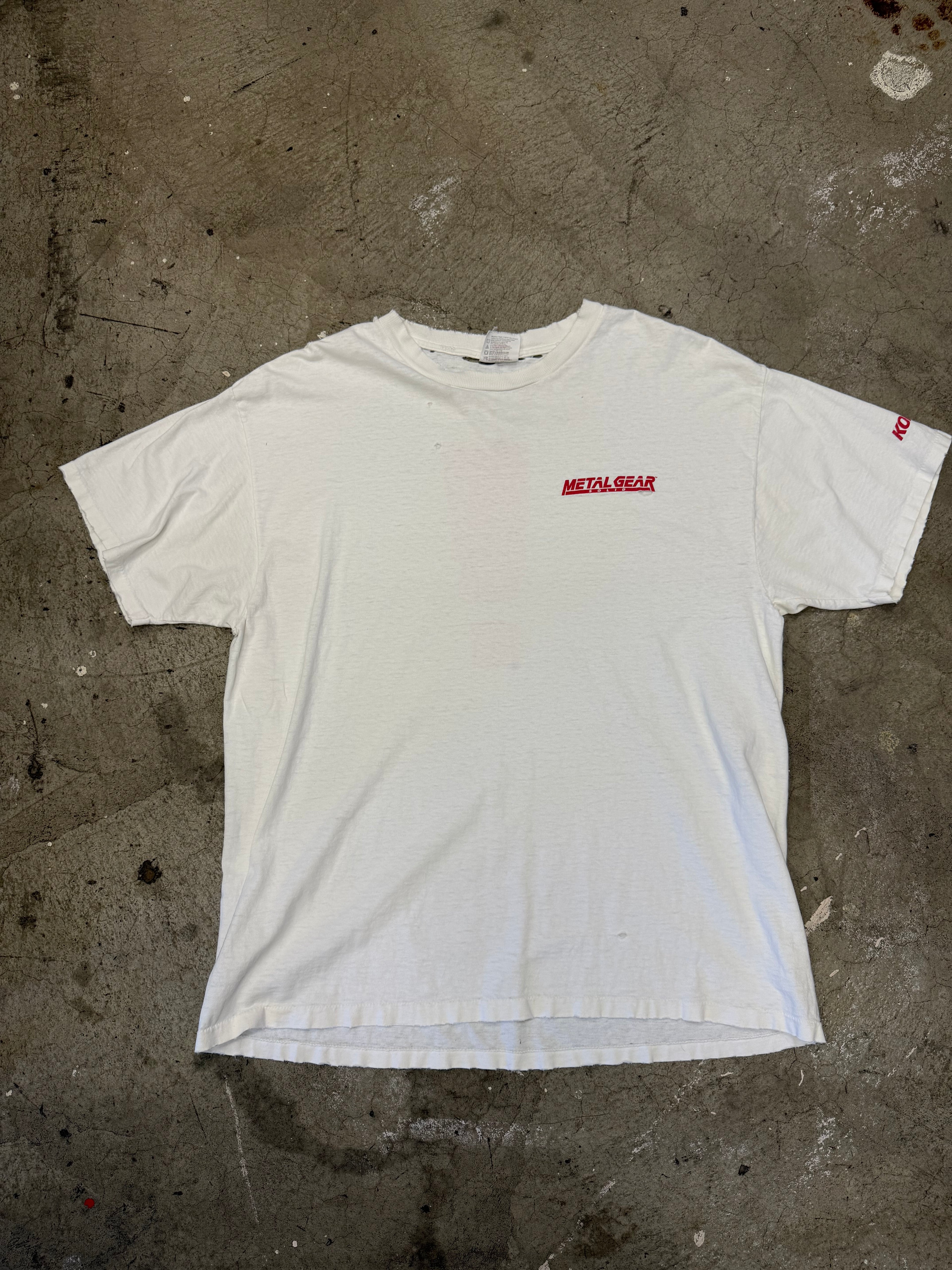 Vintage 90s Metal Gear Solid Exclamation Point Video Game Tshirt Size XL