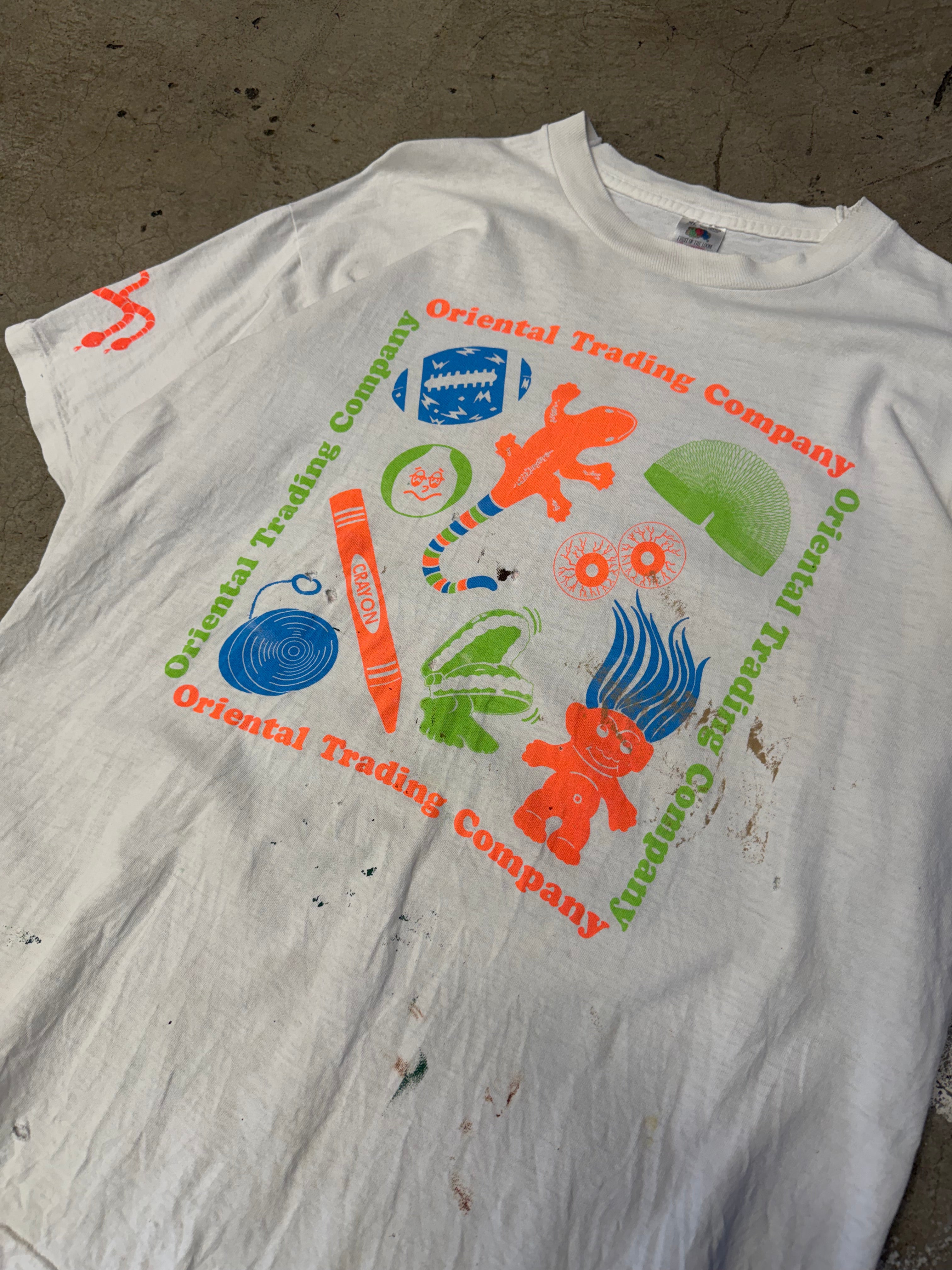 Vintage 90s Oriental Trading Company Tee Size XL