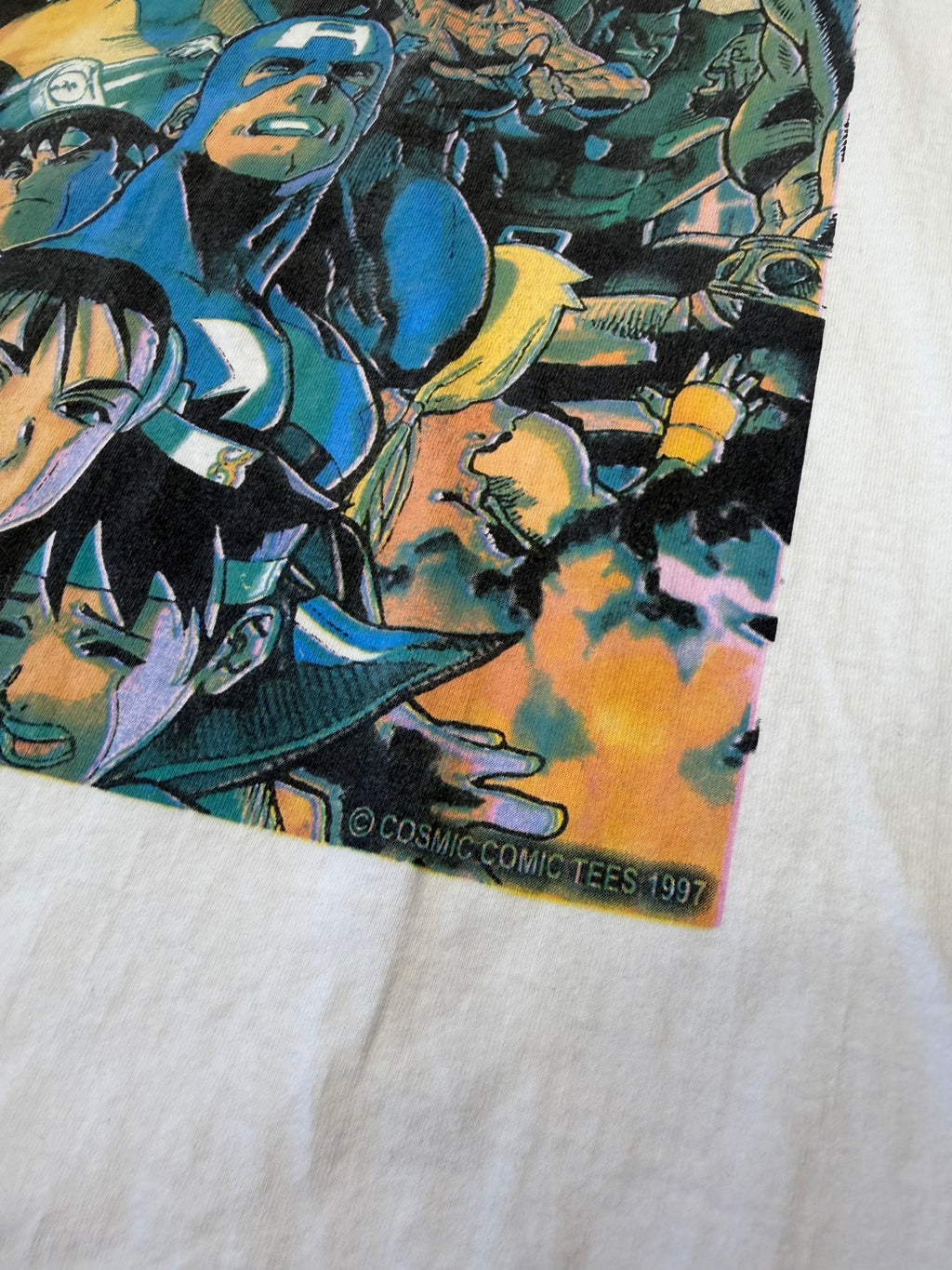 Vintage 90s Marvel Super Heroes VS Street Fighter Tshirt Size XL